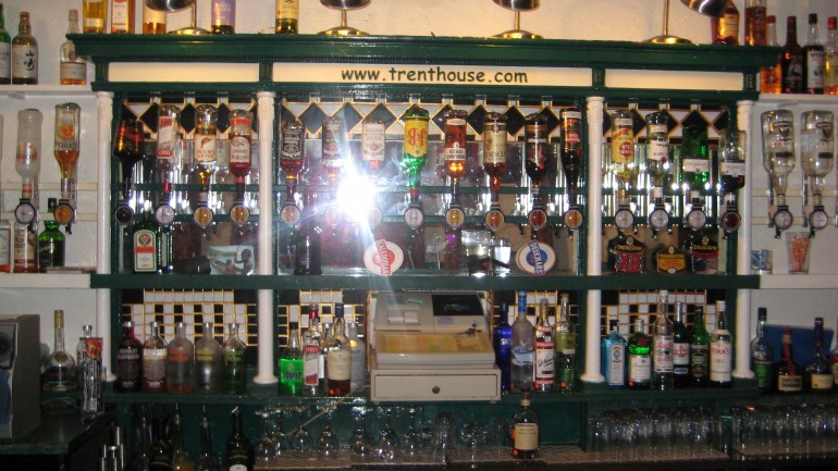That is one good looking bar mind...